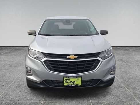 Used 2021 Chevrolet Equinox LS w/ LS Convenience Package FWD image 2