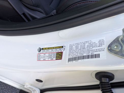 New 2025 Acura RDX A-Spec image 31