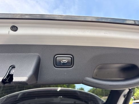 Used 2023 Kia Sportage SX FWD image 37