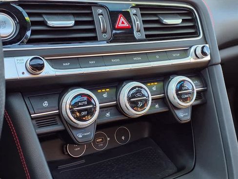 Used 2022 Genesis G70 3.3T w/ Sport Advanced Package image 17