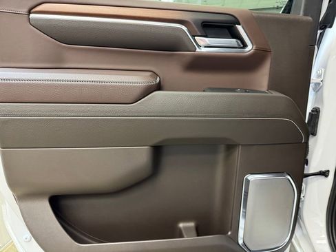Used 2024 GMC Sierra 1500 Denali w/ Denali Reserve Package image 16