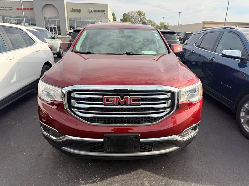 Used 2018 GMC Acadia SLT FWD image 2