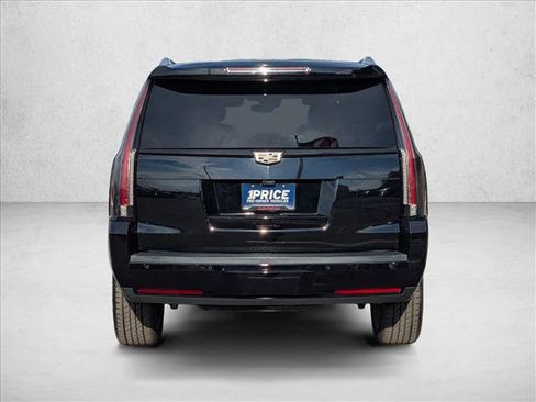 Used 2020 Cadillac Escalade Premium Luxury w/ Escalade Sport Edition image 7