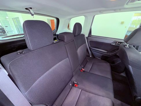 Used 2016 Subaru Forester 2.5i Premium w/ All-Weather Package image 17