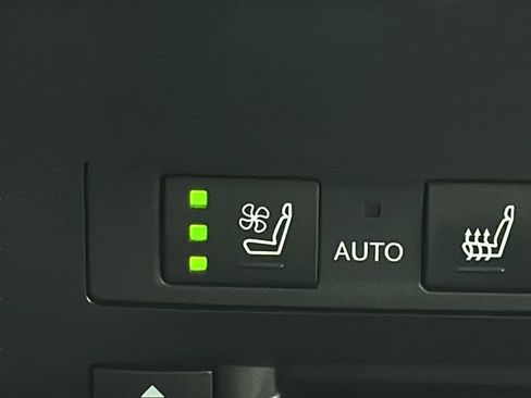 Used 2021 Lexus ES 350 Luxury w/ Accessory Package 2 image 35