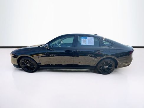 Certified 2025 Honda Accord SE image 5