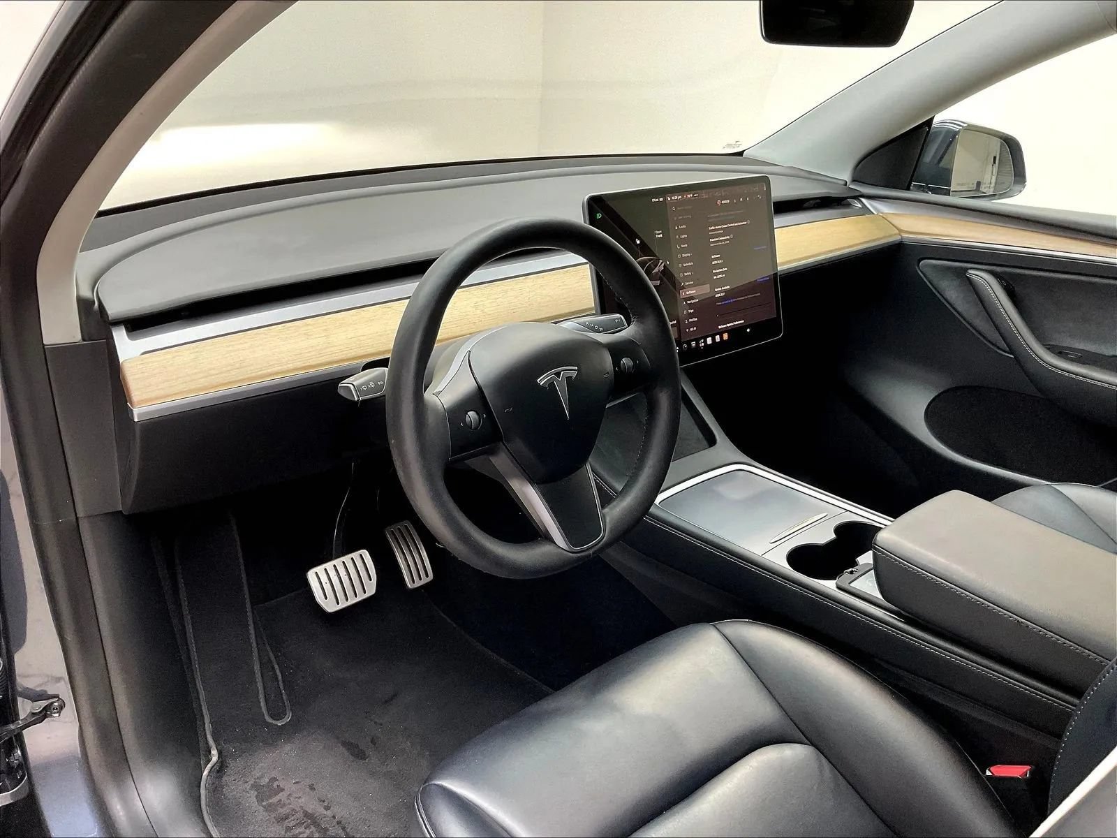 Used 2023 Tesla Model Y Long Range AWD/4WD image 10