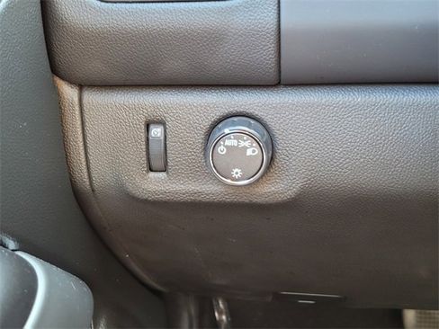 Used 2022 Chevrolet Colorado LT image 37