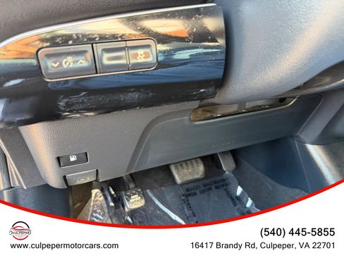 Used 2016 Toyota Prius Two FWD image 17