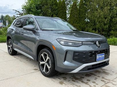 New 2026 Volkswagen Tiguan SE