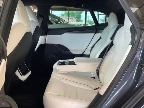 Used 2021 Tesla Model S Plaid AWD/4WD image 17