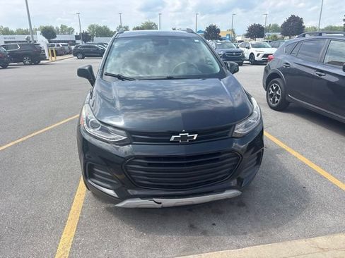 Used 2018 Chevrolet Trax LT w/ Redline Edition FWD image 5