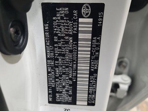 Used 2018 Toyota Camry XLE image 33