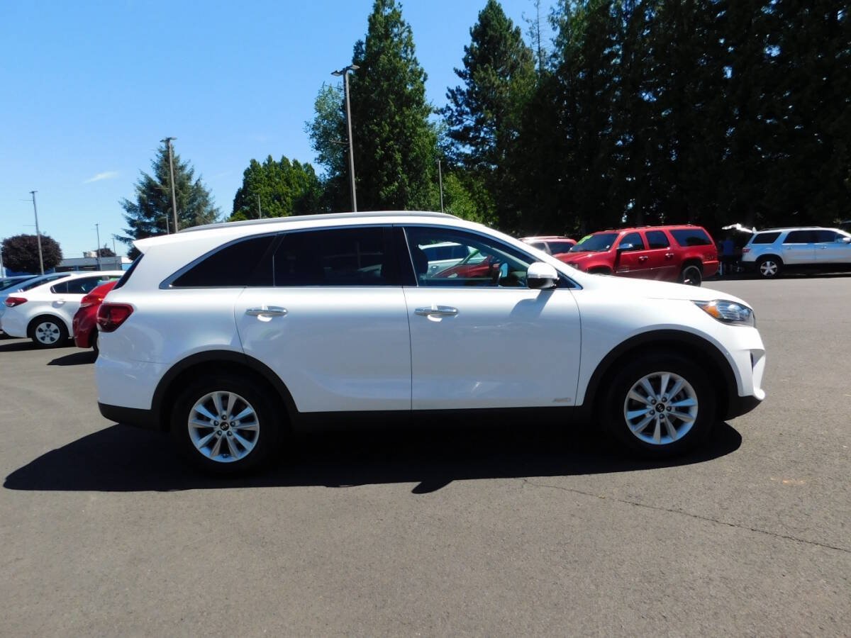 Used 2020 Kia Sorento LX w/ LX I4 Convenience Package AWD/4WD image 21
