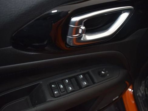 New 2026 Jeep Compass Latitude w/ Sun and Sound Group AWD/4WD image 13