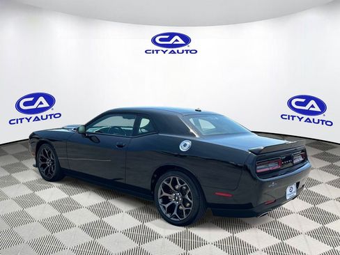 Used 2022 Dodge Challenger GT RWD image 6