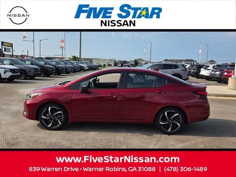 Used 2025 Nissan Versa SR w/ Trunk Package FWD image 4