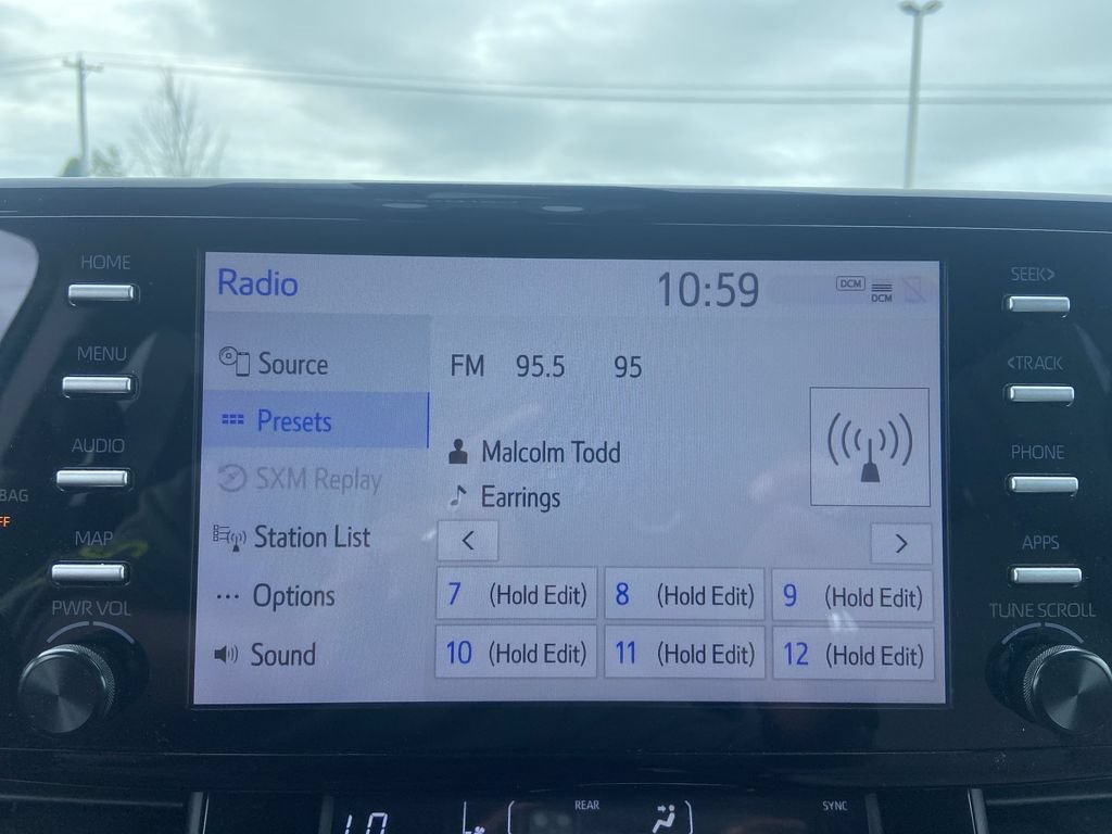 Used 2021 Toyota Sienna LE FWD image 13
