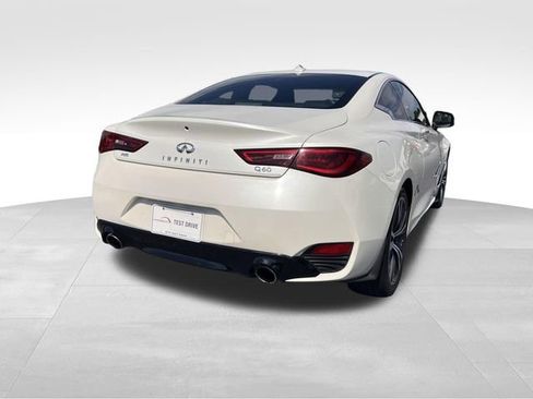 Used 2018 INFINITI Q60 3.0t Luxe w/ Sensory Package 3.0T Luxe AWD/4WD image 5