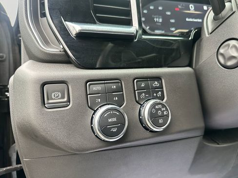 Used 2023 GMC Sierra 1500 SLT w/ SLT Premium Package image 13