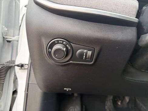Used 2024 Jeep Compass Sport AWD/4WD image 18