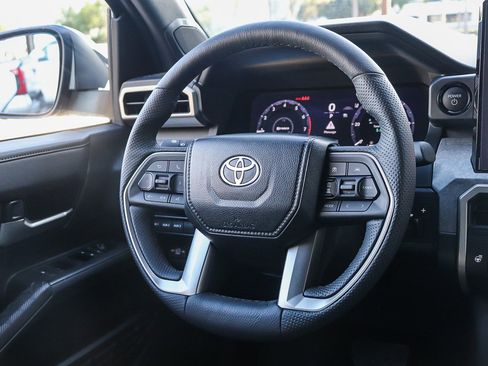 Used 2024 Toyota Tacoma Trailhunter image 20