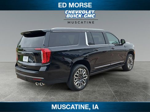 Used 2023 GMC Yukon XL Denali Ultimate w/ LPO, Floor Liner Package AWD/4WD image 5