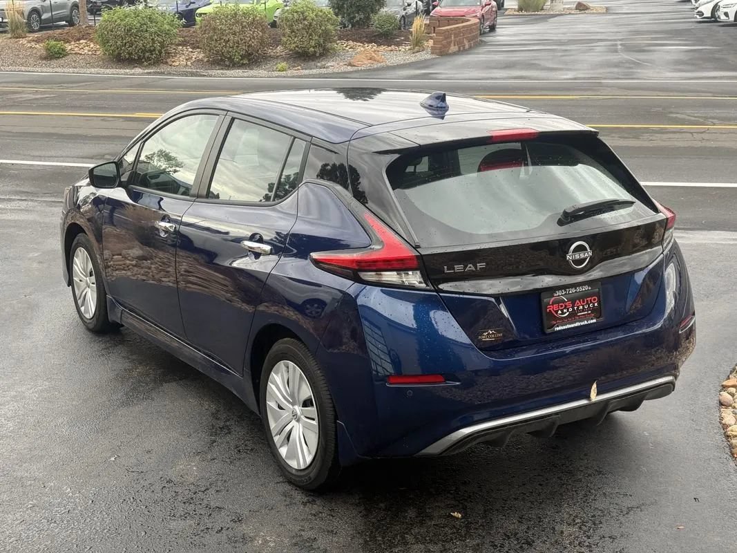 Used 2025 Nissan Leaf S FWD image 39