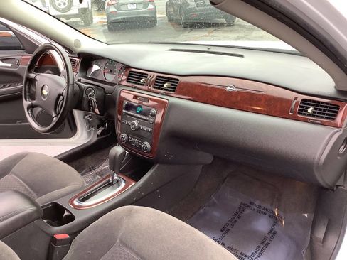 Used 2010 Chevrolet Impala LT image 27