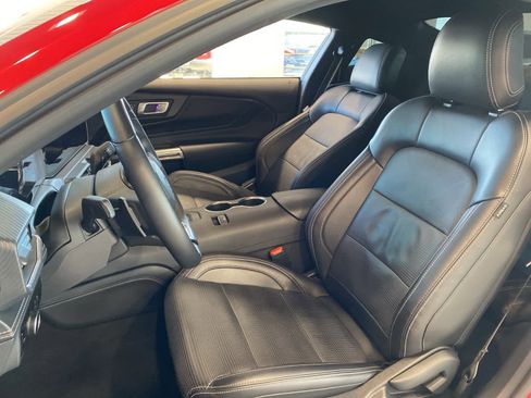 Used 2024 Ford Mustang GT Premium image 13