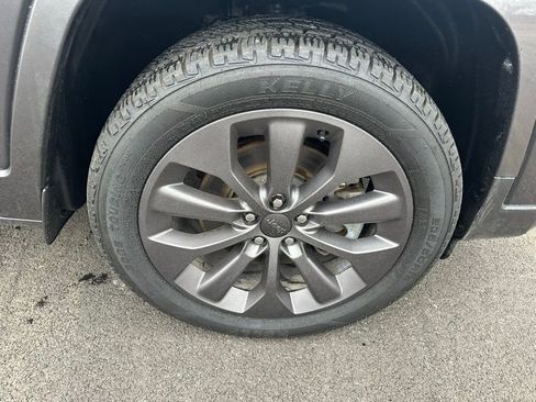 Used 2020 Jeep Cherokee High Altitude image 19