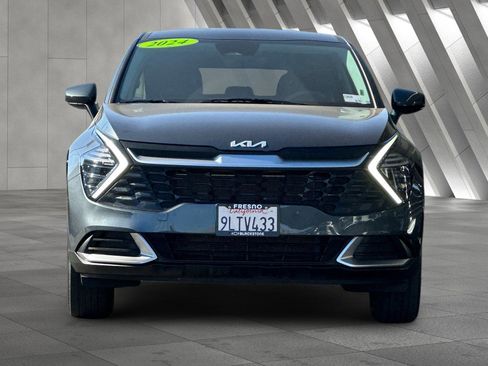 Used 2024 Kia Sportage LX image 9