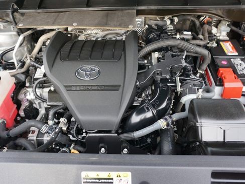 Used 2023 Toyota Highlander Platinum image 35