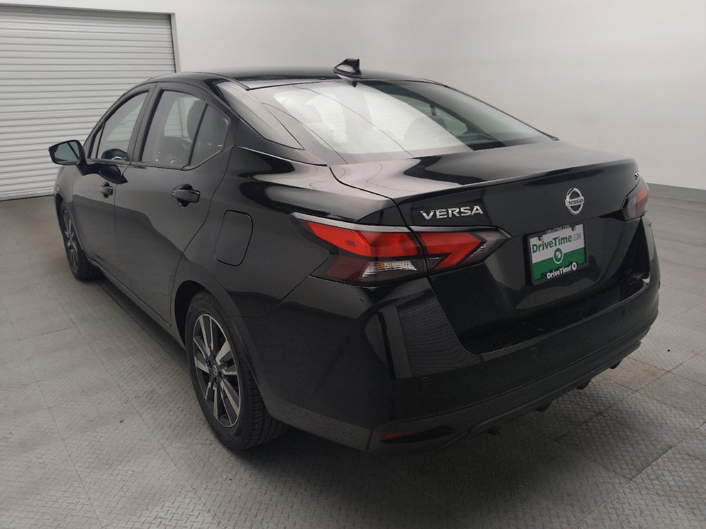 Used 2021 Nissan Versa SV FWD image 5