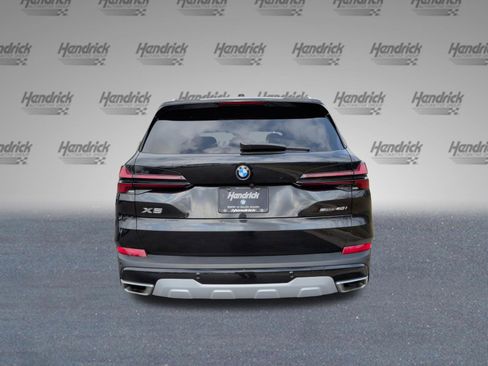 Certified 2024 BMW X5 sDrive40i w/ Premium Package image 8