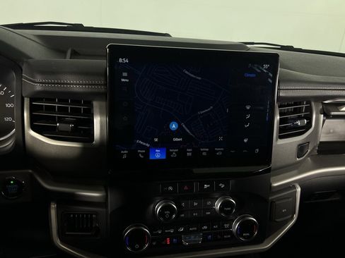 Used 2024 Ford Expedition Max XLT image 17