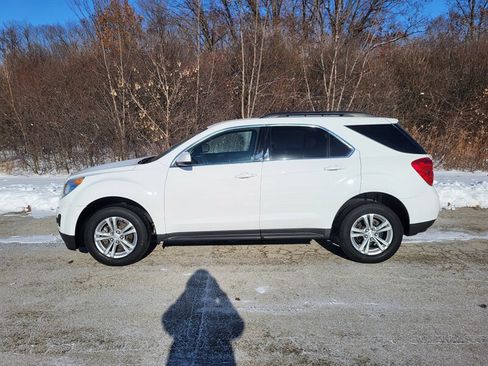 Used 2015 Chevrolet Equinox LT w/ Driver Convenience Package image 2