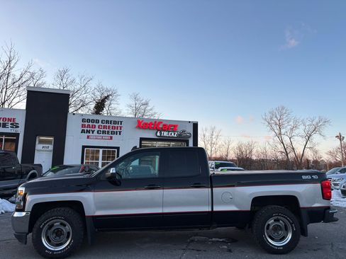 Used 2018 Chevrolet Silverado 1500 LT w/ All Star Edition image 1