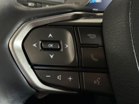 Used 2024 Lexus GX 550 w/ Accessory Package (Z1) AWD/4WD image 28