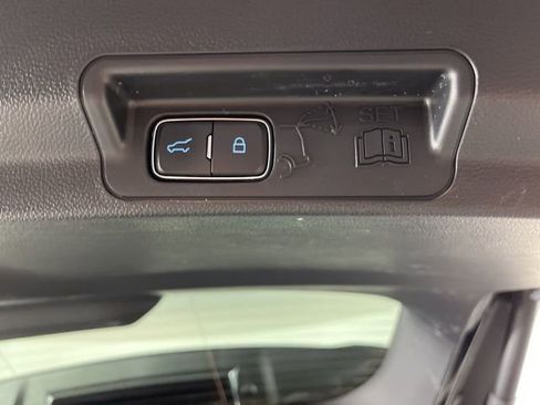 Used 2024 Ford Explorer XLT w/ Equipment Group 202A image 53