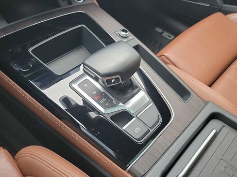 Certified 2023 Audi Q5 2.0T Prestige w/ Prestige Package AWD/4WD image 32