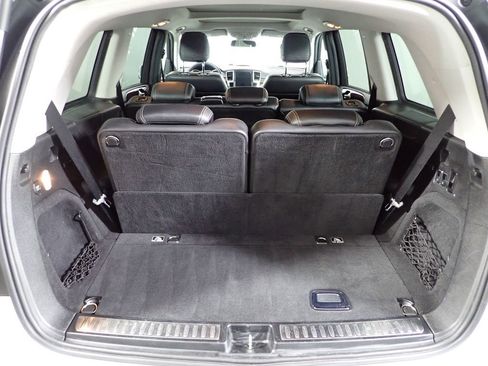 Used 2014 Mercedes-Benz GL 450 4MATIC image 18