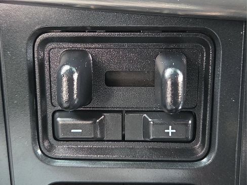 Certified 2022 Ford F150 Lariat w/ Equipment Group 502A High image 20