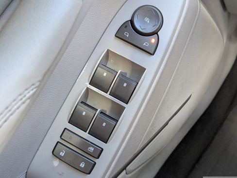 Used 2009 Cadillac CTS RWD w/1SA image 27