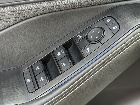 Used 2021 Nissan Rogue SV image 26