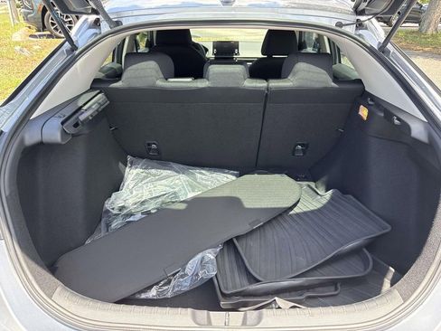 Used 2023 Honda Civic LX image 10