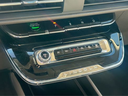 Used 2023 Lincoln Corsair FWD w/ Equipment Group 101A image 50