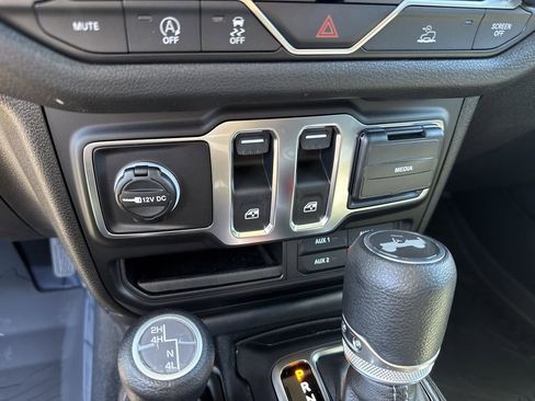 New 2026 Jeep Wrangler Sport AWD/4WD image 23