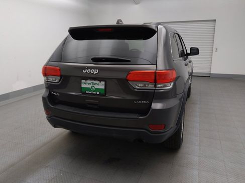 Used 2017 Jeep Grand Cherokee Laredo w/ Quick Order Package 23E AWD/4WD image 7