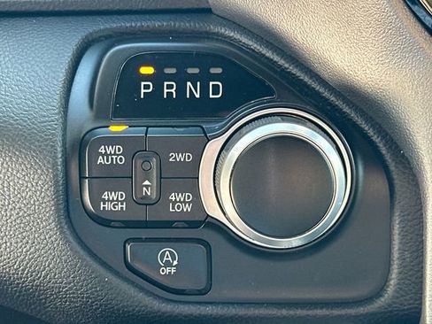 Used 2023 RAM 1500 Big Horn AWD/4WD image 37